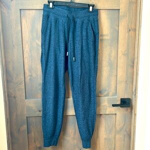 Lululemon Soft Jersey Classic-Fit Mid-Rise Jogger size 6